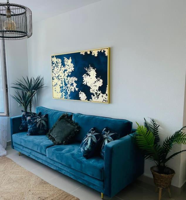 Couples Only, Beautiful 1 Bedroom Apartment In Victoria Building โมฮาการ์ ภายนอก รูปภาพ